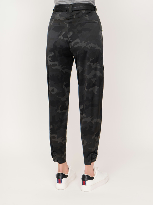 Э0262/01/6940/21-01 Брюки Cambio