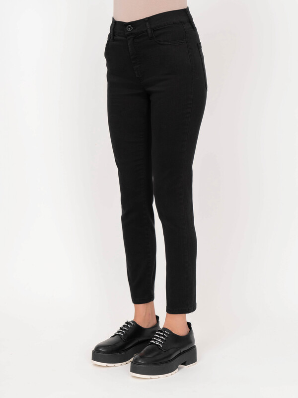 Э31360507 LODOLA/20-02 Джинсы Marella