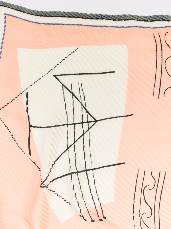 ЭLSZ34-410-05/м/25-01 Платок Labbra