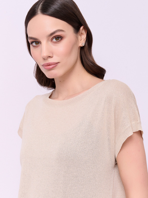 A6893