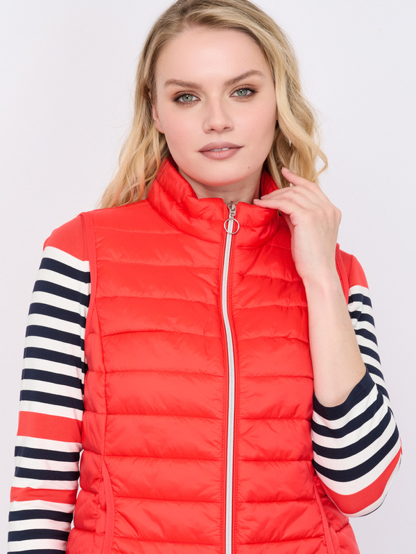 Э7230/1040/м/25-01 Жилет утепленный Betty Barclay