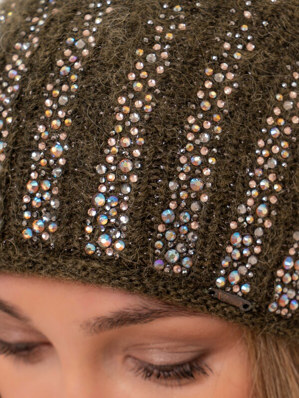 ЭS8004 В/22-02 Берет Vizio