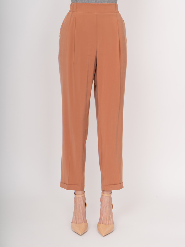 Э22D1680/22-01 Брюки Donne da Sogno