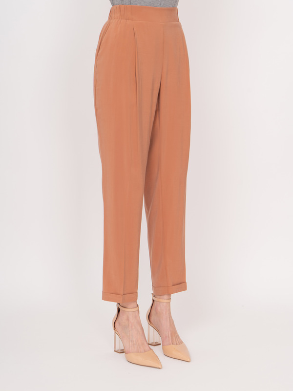 Э22D1680/22-01 Брюки Donne da Sogno