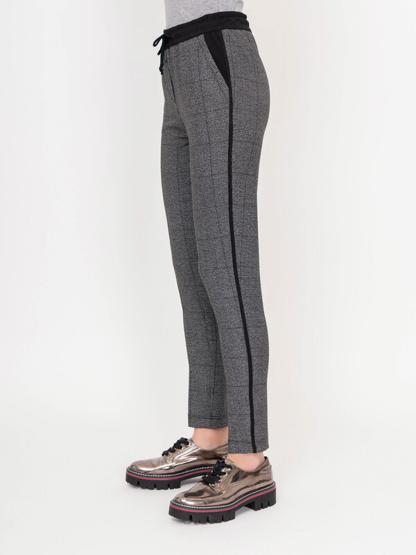 Э1028 Lima/20-02 Брюки Anna Montana