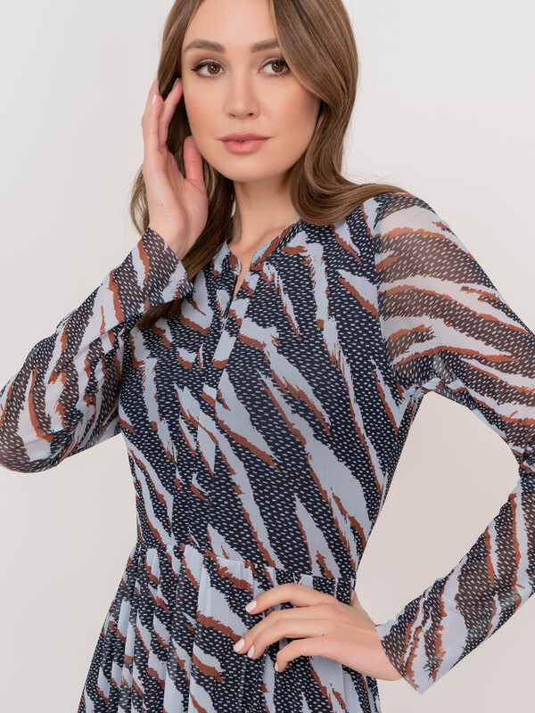 Э881023-16512/21-02 Платье Taifun