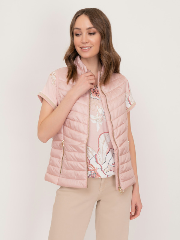 Э7134/1902/21-01 Жилет утепленный Betty Barclay