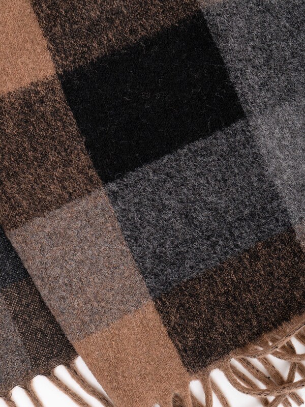 Э700004-21800/21-02 Шарф Samoon