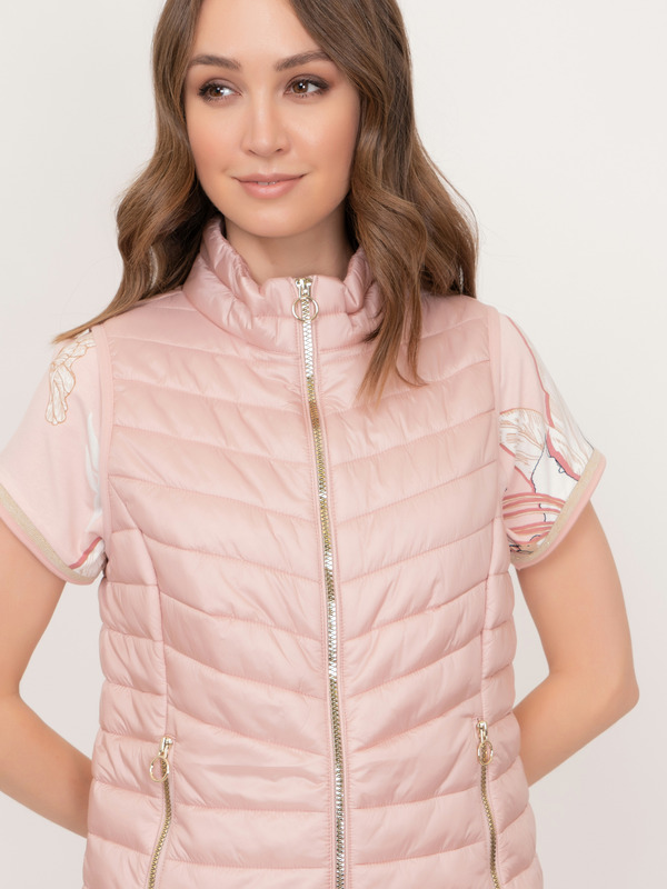 Э7134/1902/21-01 Жилет утепленный Betty Barclay