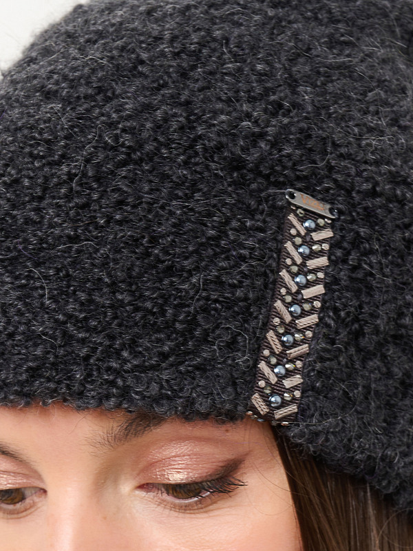 Э1437CY/24-02 Шапка Vizio