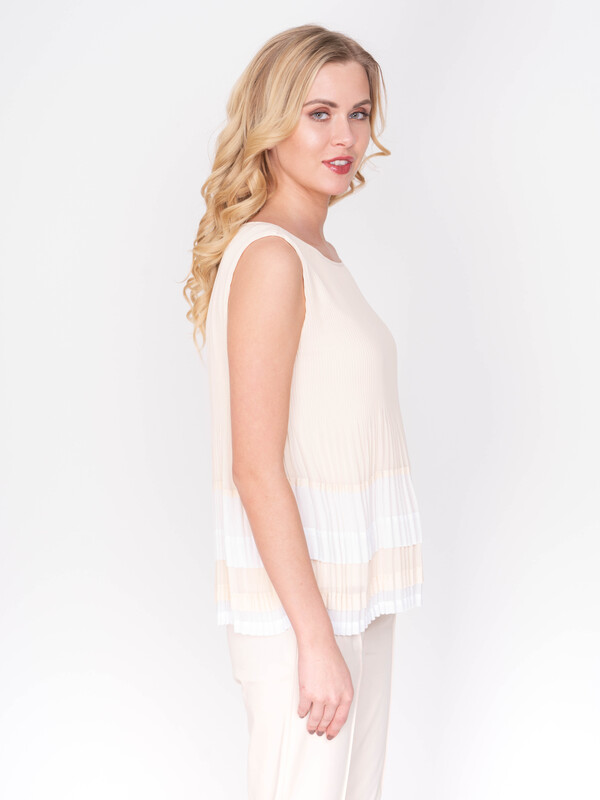 Э945445/3073/19-1 Топ Riani