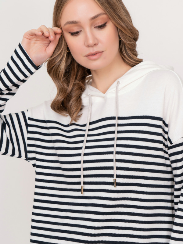 Э2615/3780/22-01 Джемпер Betty&Co