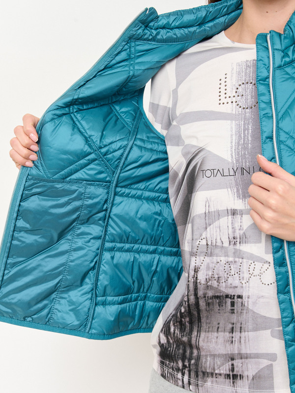 Э7220/1040/м/24-02 Жилет утепленный Betty Barclay