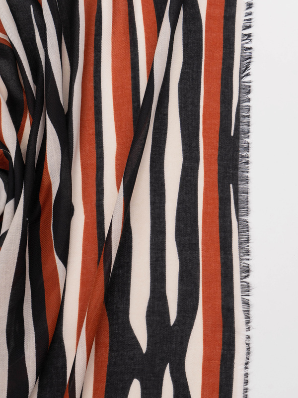 Э600004-13036/20-02 Платок Taifun