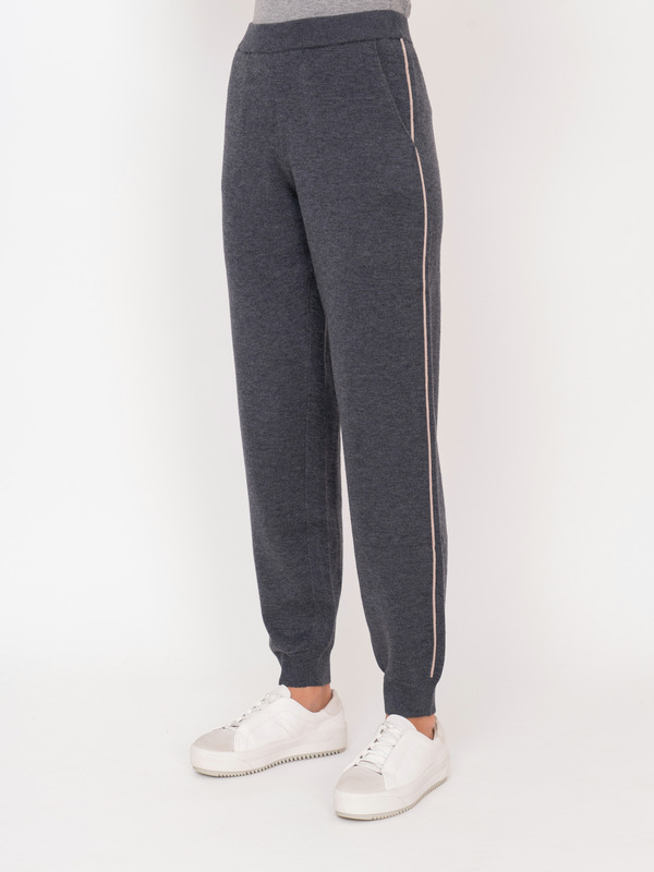 Э912282/20013/21-02 Брюки тр. Unq