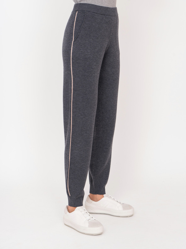 Э912282/20013/21-02 Брюки тр. Unq