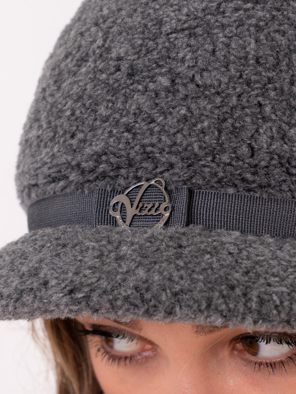 Э6962 VK/21-02 Шапка Vizio