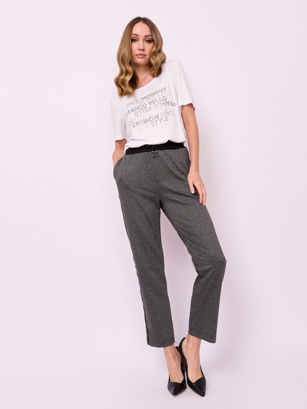 Ondulazione nera e grigia-111