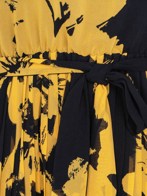 32213992 SCIOVIA/19-01 Платье MARELLA