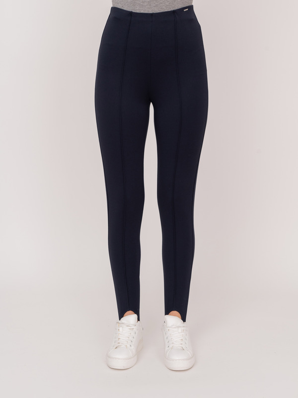 Э821004-16426/21-02 Брюки Taifun