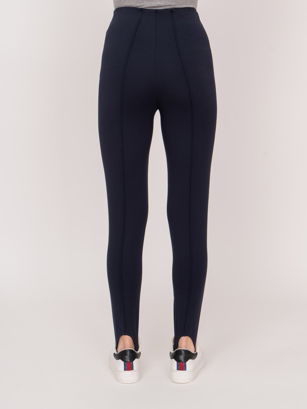 Э821004-16426/21-02 Брюки Taifun