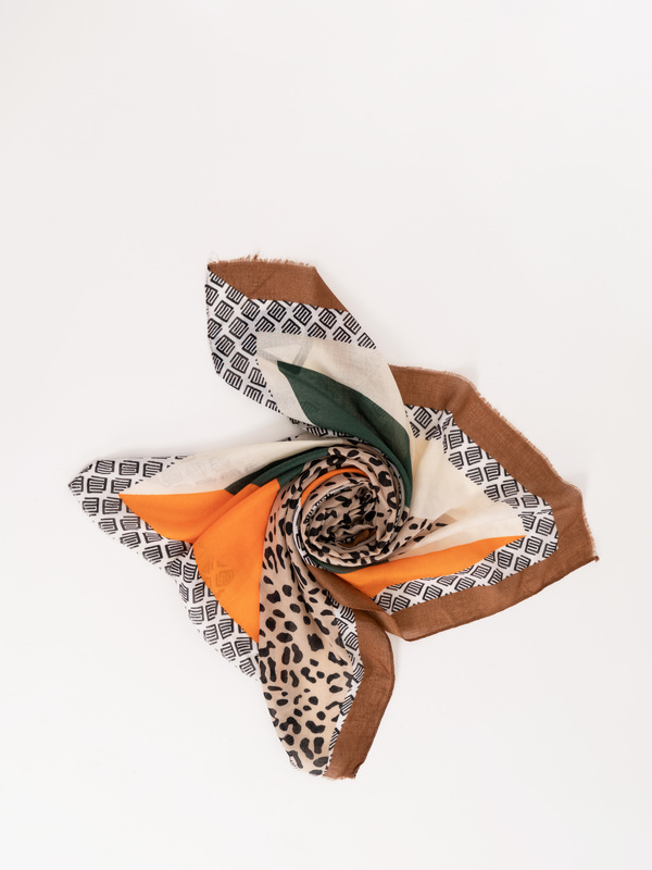 ЭMES223701-12/22-01 Шарф A.Fabretti