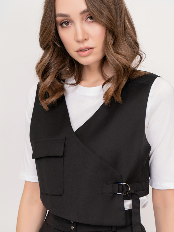 Э211104/10133/21-01 Жилет Unq