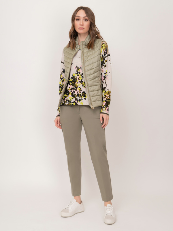 Э7134/1902/21-01 Жилет утепленный Betty Barclay