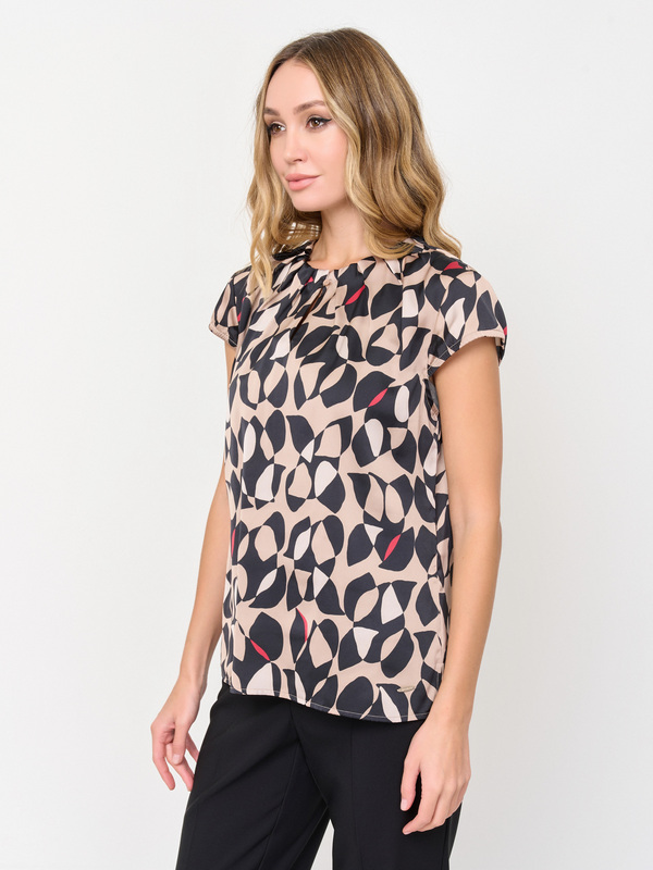 Э8731/3208/м/24-02 Блуза типа топ Betty&Co