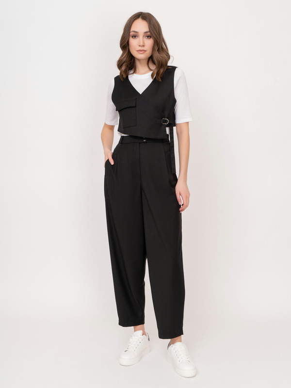 Э211104/10133/21-01 Жилет Unq