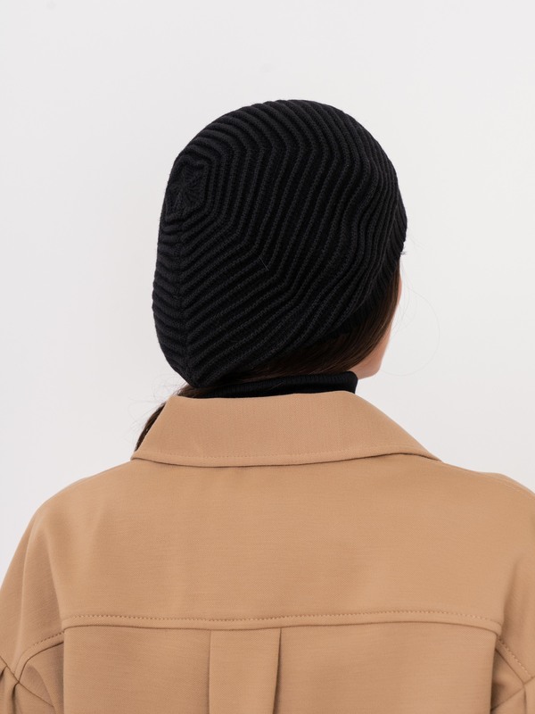 ЭMILLIMETRO/21-02 Берет Luisa Spagnoli