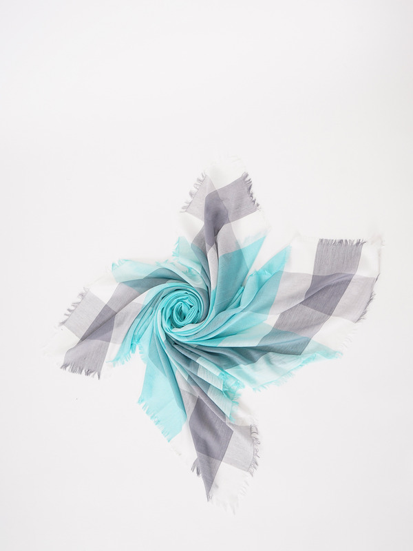 ЭLSC20-483-11/22-01 Платок Labbra