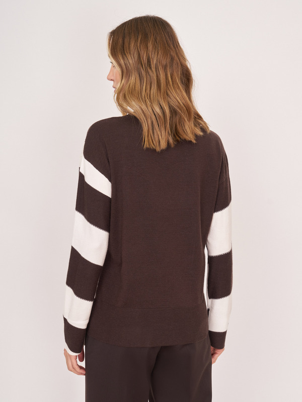 Э53660528 CRIMEA/22-02 Джемпер EMME