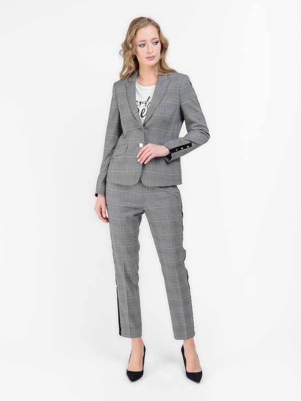 Э330011-17024/19-01 Жакет Taifun