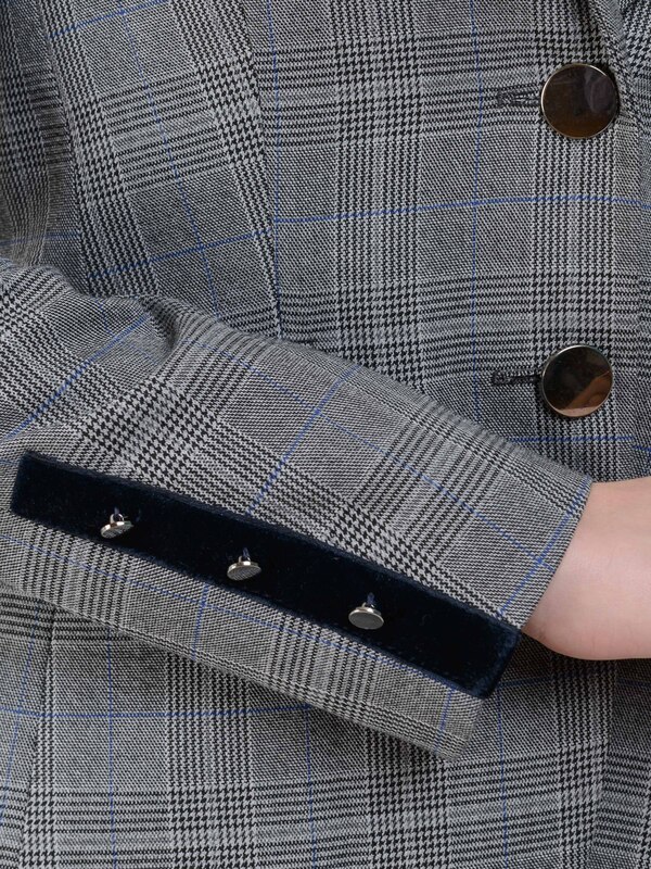 Э330011-17024/19-01 Жакет Taifun