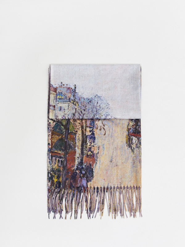 фиолетовый